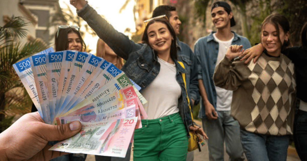 ¿No estudias ni trabajas? Mañana abren registro a apoyo de 8 mil 400 pesos por mes. Así te inscribes